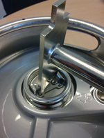 DRUM KEY FOR OPENING AND CLOSING CONTAIN